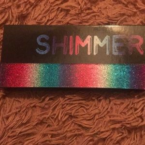 Shimmer eyeshadow